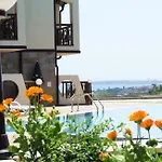 Sweet View Pool Escape Willa *