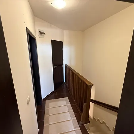 וילה Sweet View Pool Escape נסבר